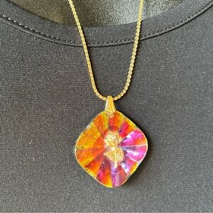 Vintage Multi Color 1” Crystal Pendant W/ Gold Tone Rose 24” Chain
